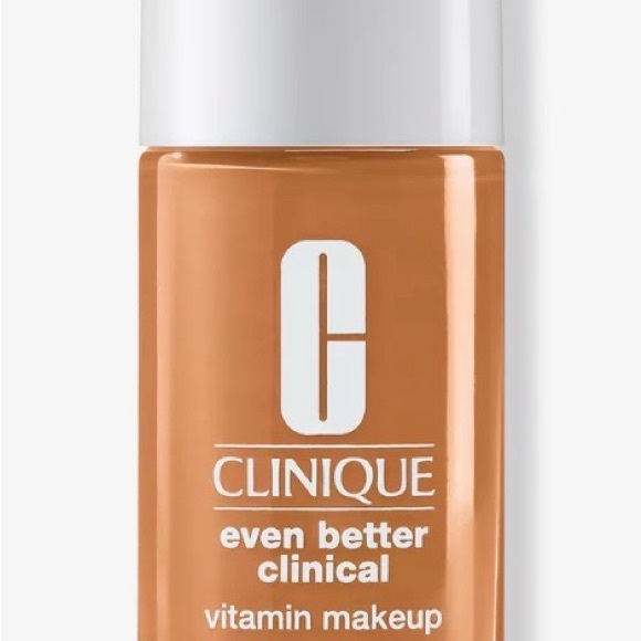Clinique Other - Clinique Even Better Clinical Vitamin Makeup - Medium Warm 2